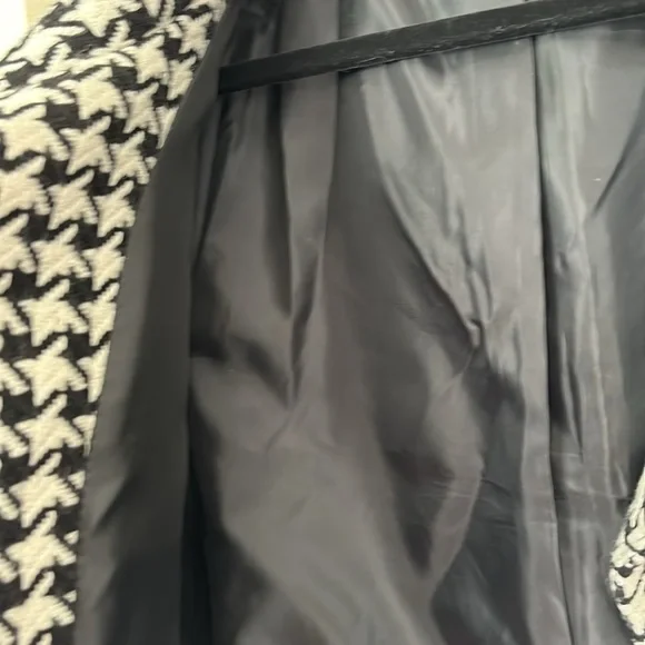 Talbots Houndstooth Oversized Collar Zip Front Size 10 Blazer - Picture 6 of 10